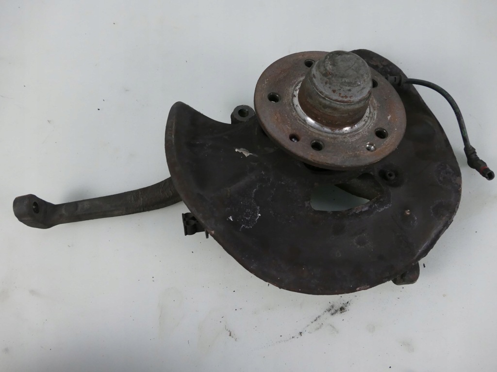 фото №1, Mercedes slk r170 lift 2.0 k ступица правый перед