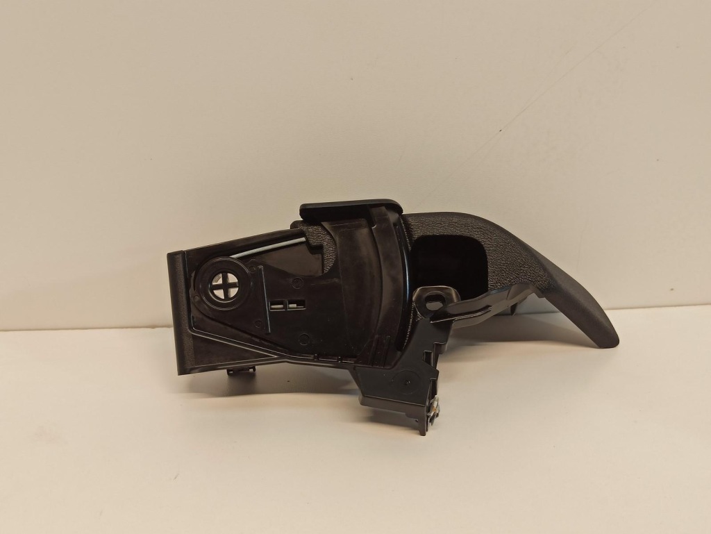 фото №1, Volvo v60 ii защита заглушка правый задняя 31479267