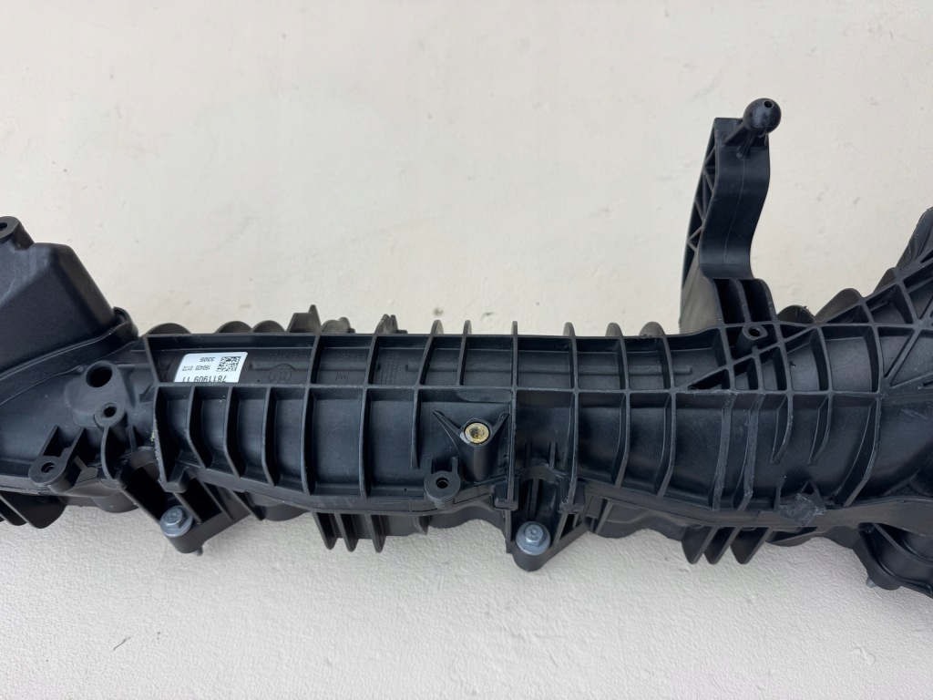 Купить Bmw f01 f06 f12 f13 f10 f11 x5 x3 коллектор впускной  7811909 11 857079101