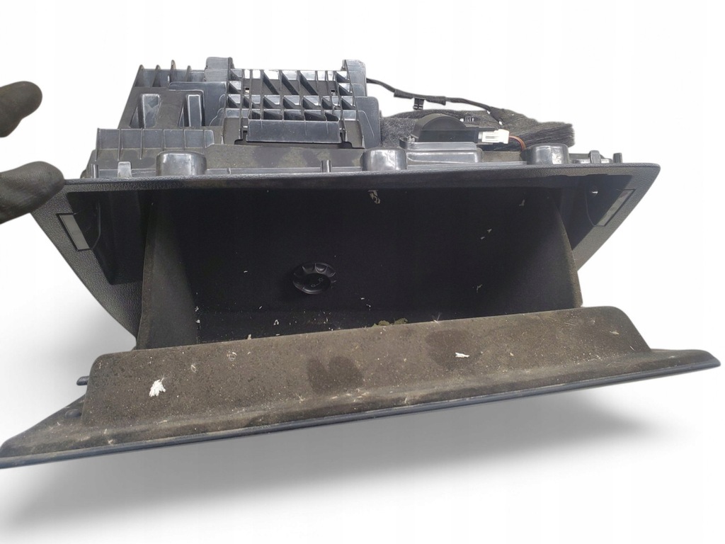 фото №6, Audi q3 8u 8u1857035p бардачки, полка