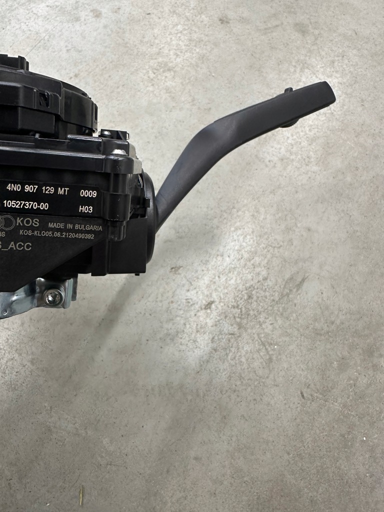 фото №7, Лента переключатели переключатели a6 a7 c8 оригинал 4n0907129mt