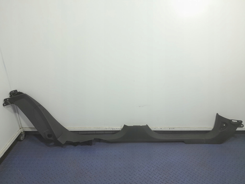 фото №1, Renault megane iv hb 5d комплект защита bok левый 768377406r