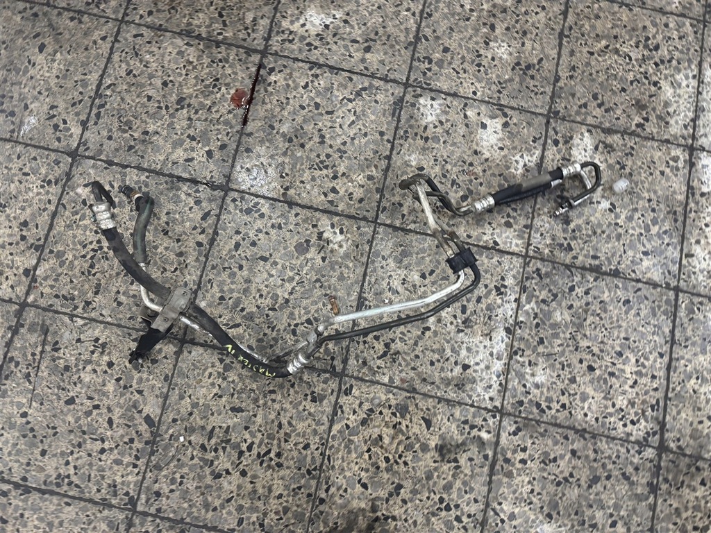 фото №5, Шланги трубки провода усилителя герметичные renault master 4 iv