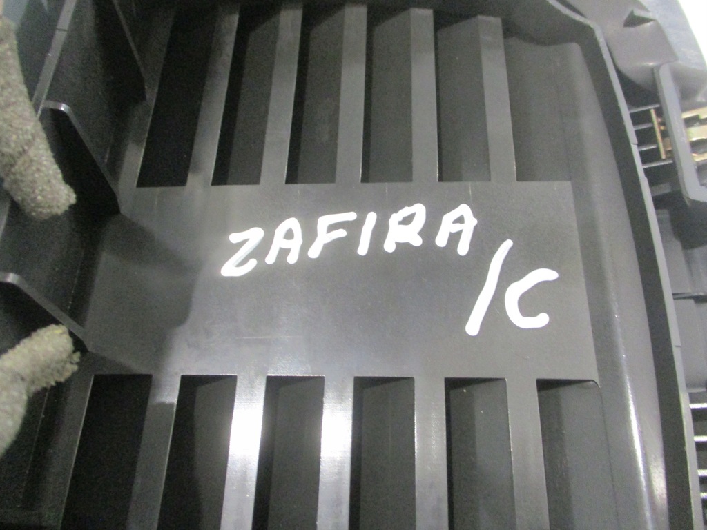 фото №8, Рамка панелі консолі захист радіо панель дисплей opel zafira c 13383140