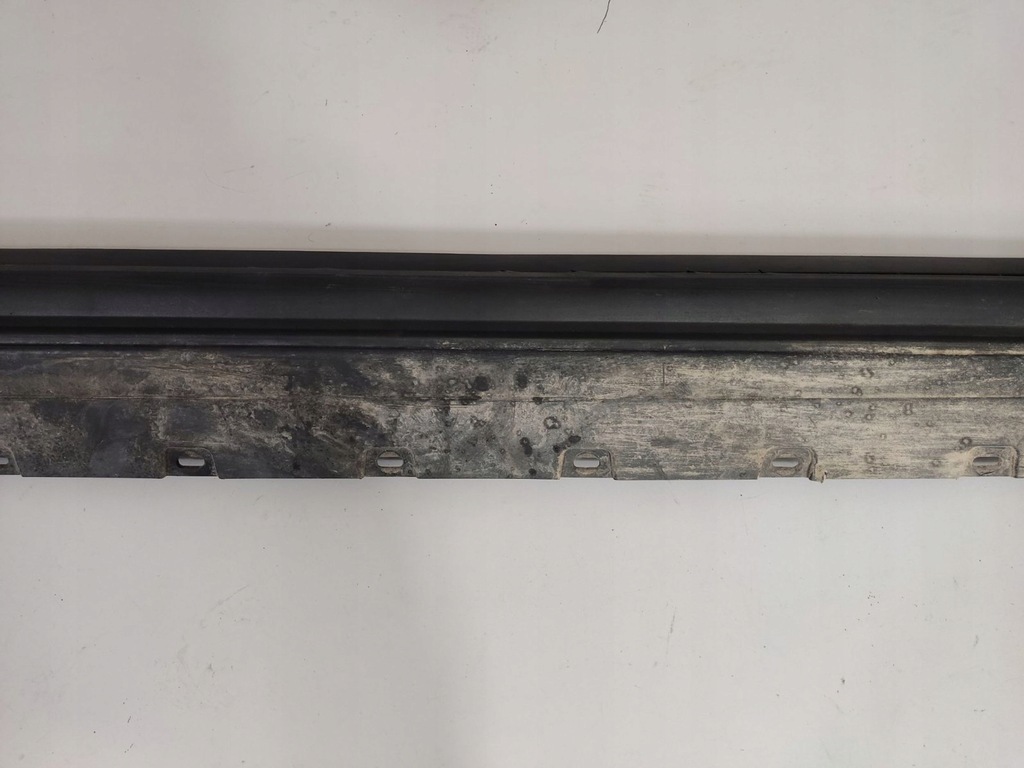 фото №7, Bmw i4 2022 права сторона накладки порогові, накладки