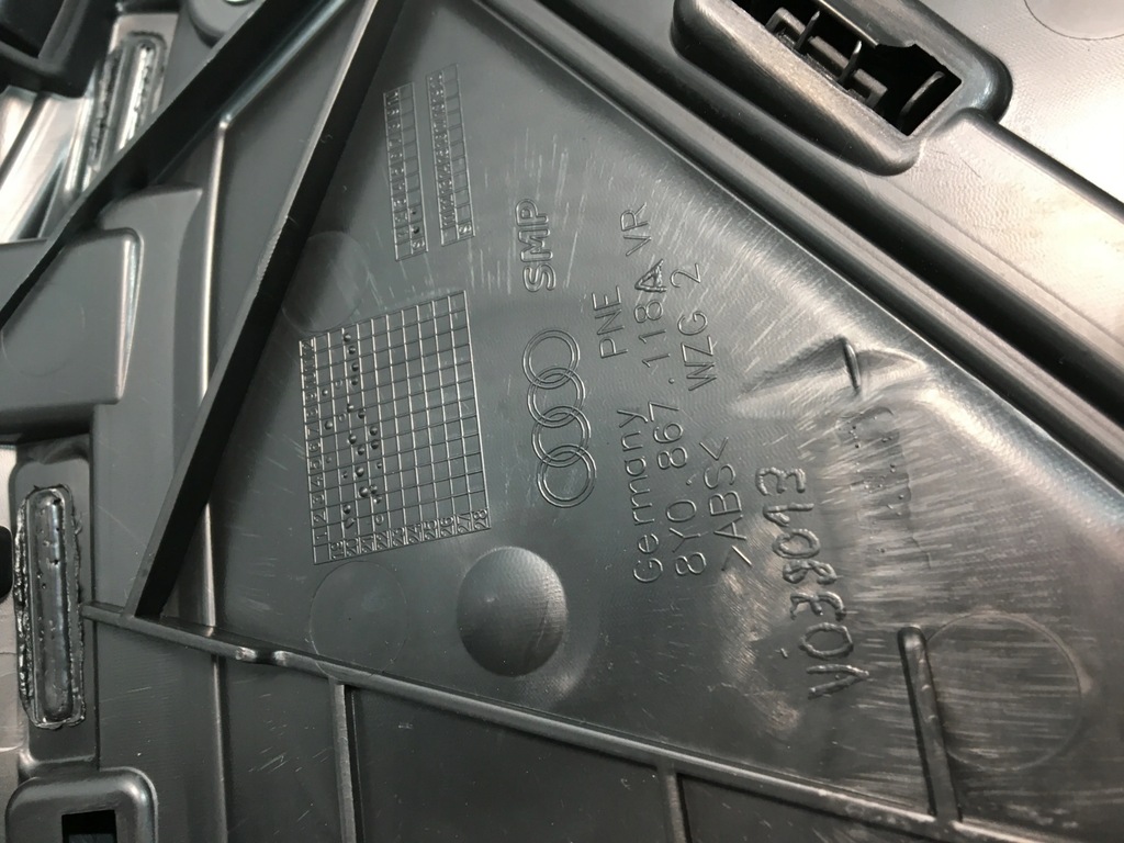 фото №9, Обшивка двері перед лівий правий audi a3 8y 20-