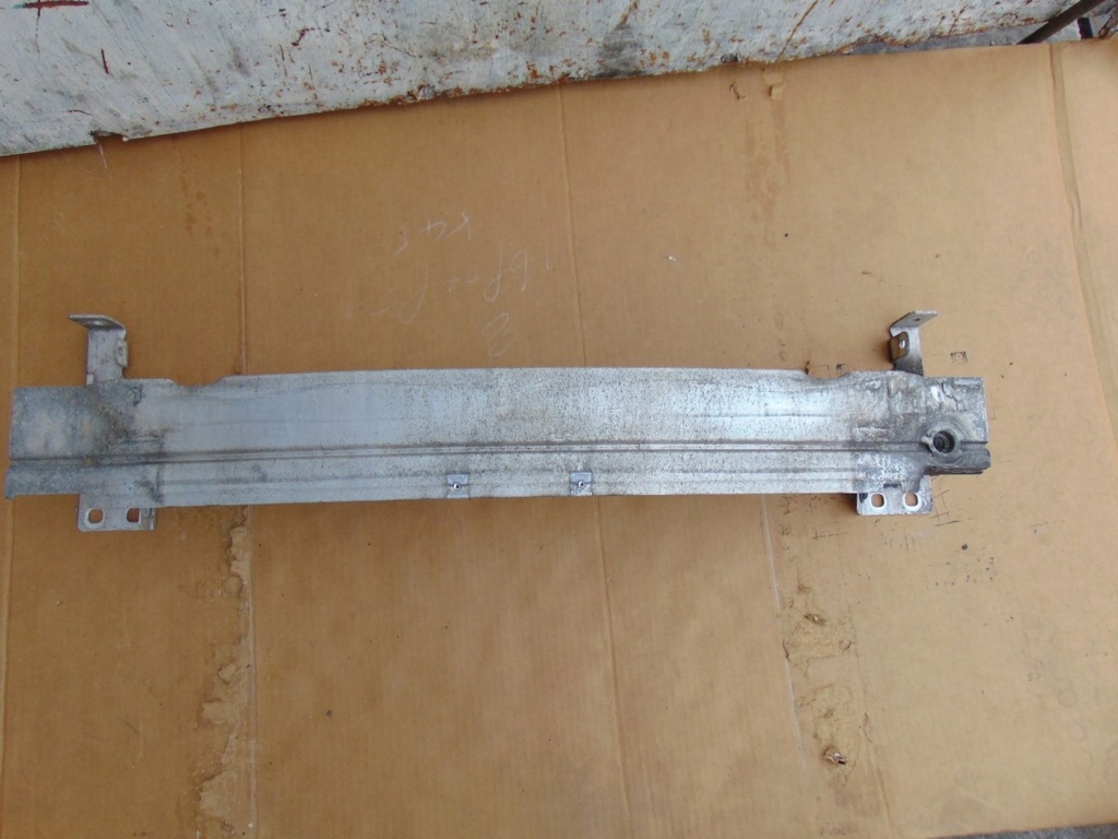 фото №1, Балка бампера перед audi a1 8x0807109c