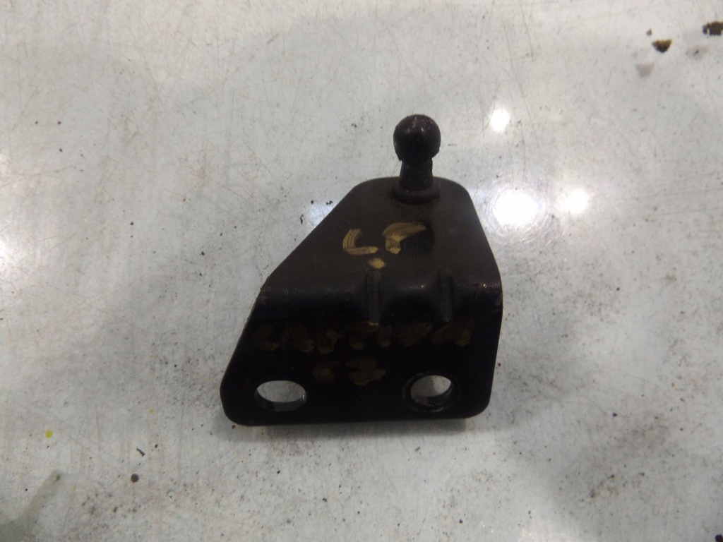 фото №1, Captiva кронштейн цилиндра капот левый перед