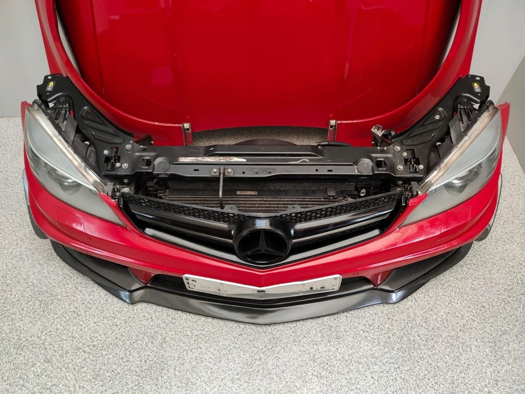 Mercedes w204 c63 amg бампер решётка радиатора усилитель фары Недорого