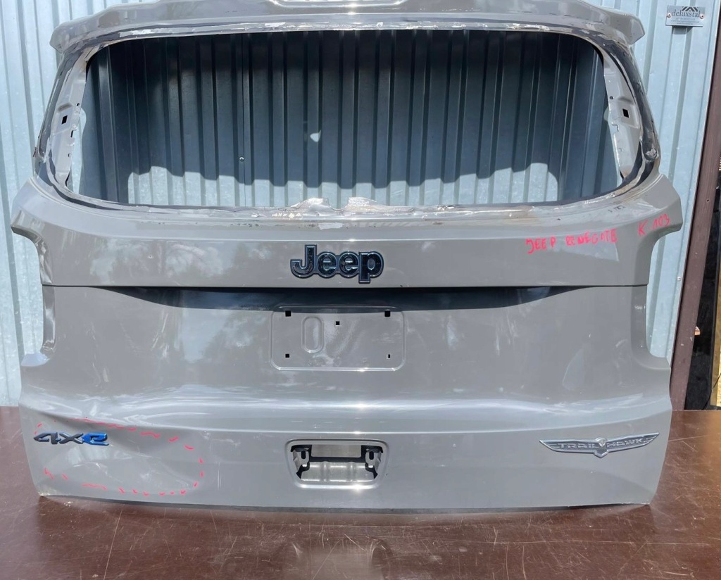 Купити Кришка багажника багажника jeep renegade рестайлінг