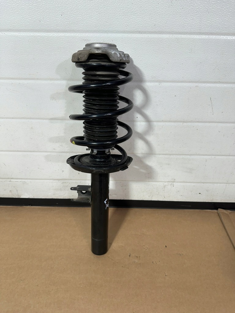 Амортизатор левый перед, левый передний mercedes eqa w243, h243 с Разборки