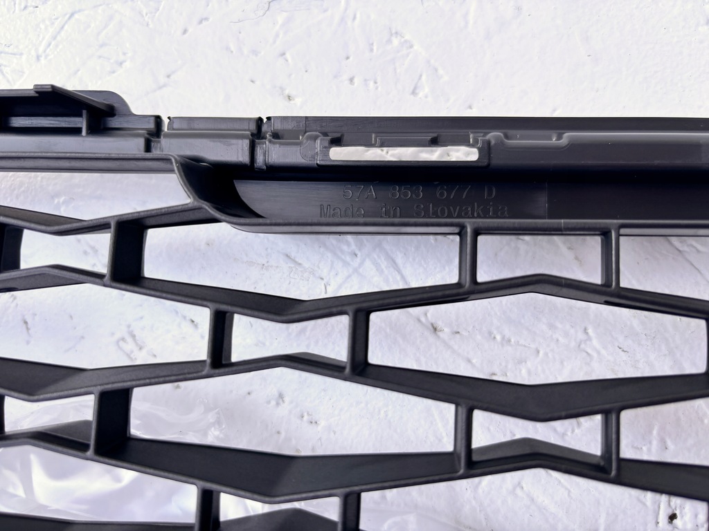 фото №9, Skoda karoq решітка бампера перед середня 57a853677d