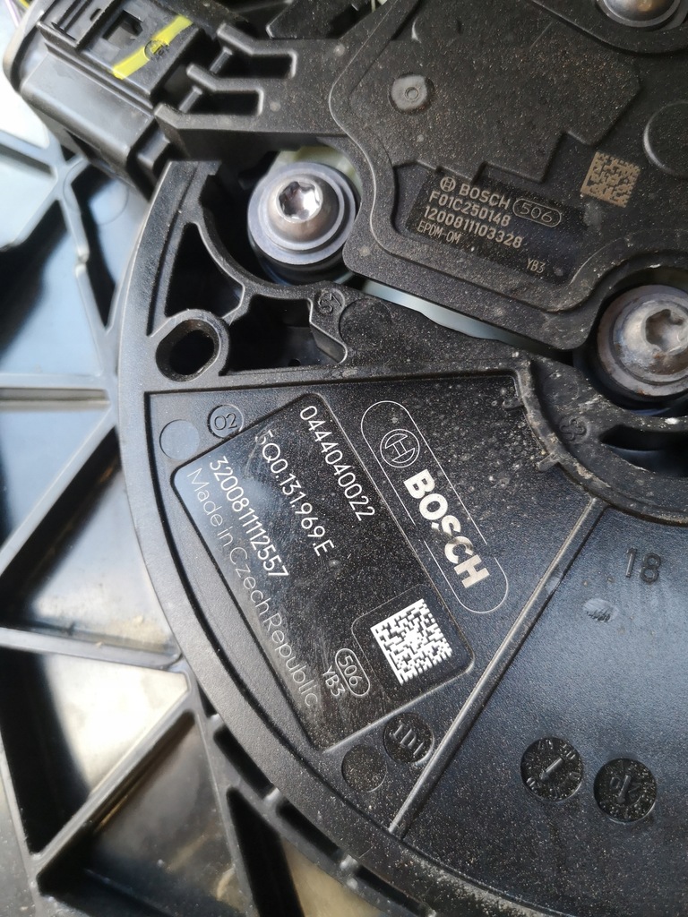 фото №8, Skoda karoq 1.6 tdi бак adblue насос 5q0131877r 5q0131969e