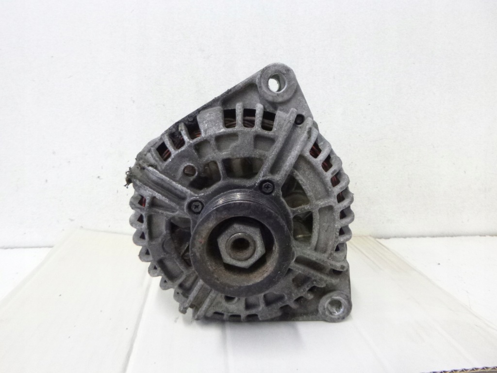 фото №1, Генератор mercedes ml w163 4.3 b 2001r.