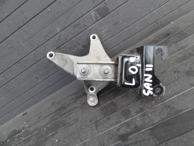 фото №1, Dacia sandero ii 17r lift 0,9 tce подушка коробки