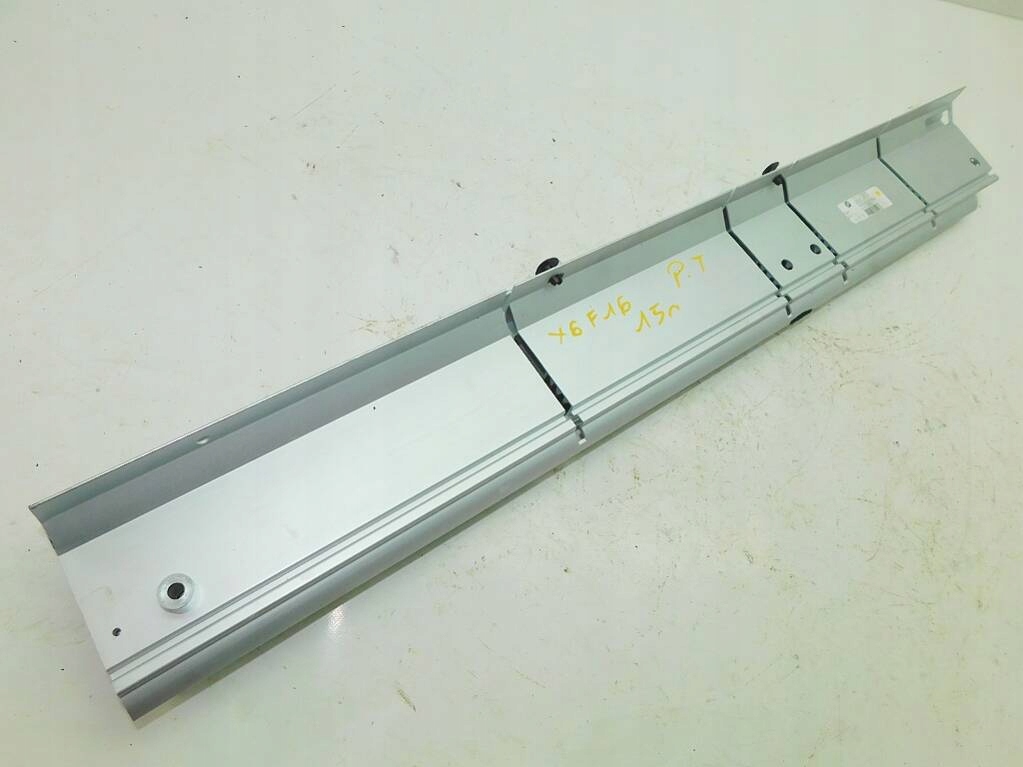 фото №8, Bmw x6 f16 m50d 15r напрямна багажника 7343276