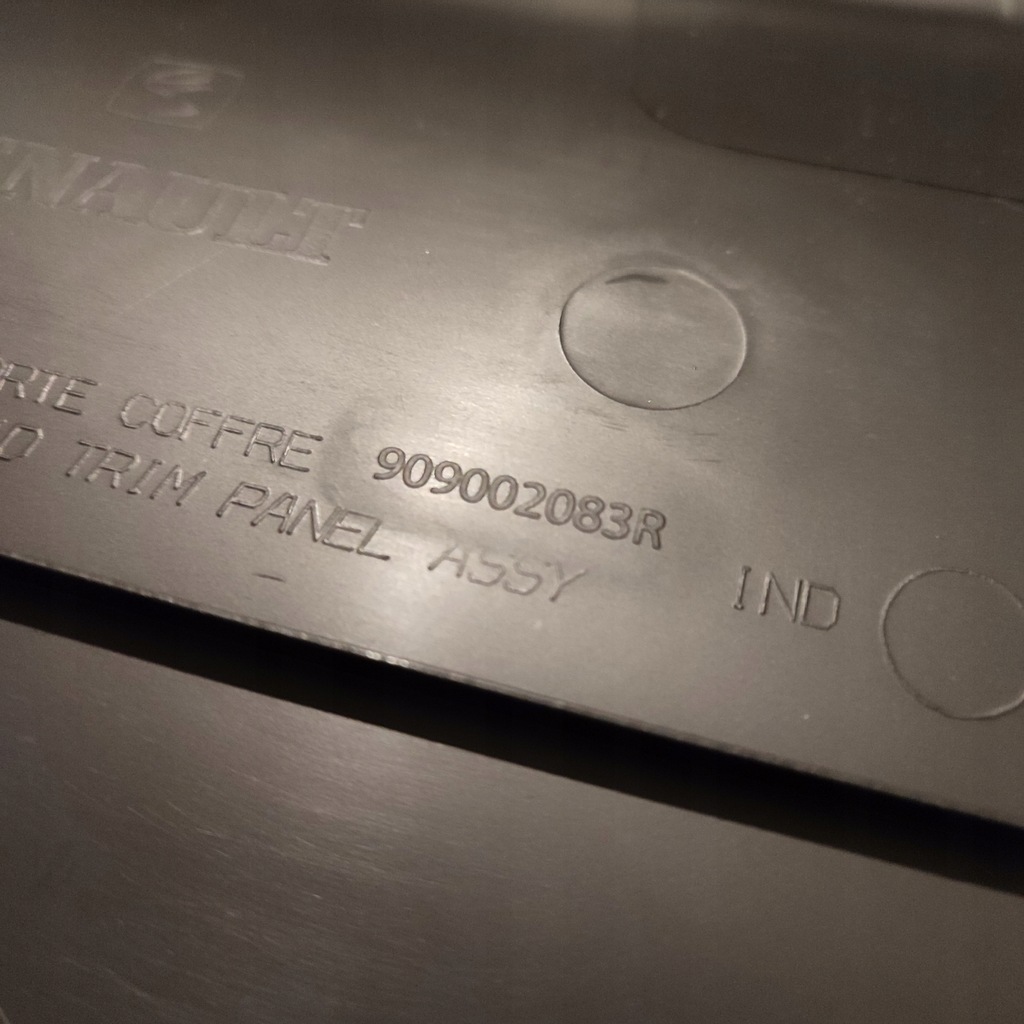 фото №12, Обивка крышки багажника dacia logan ii mcv