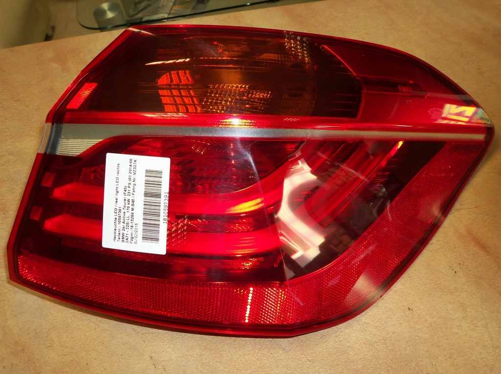 фото №1, Bmw 2 f45 лампа задняя led w крыло правая 7311060