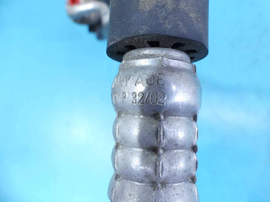 фото №10, Шланг кондиціонера audi a4 b6 8e1260712p