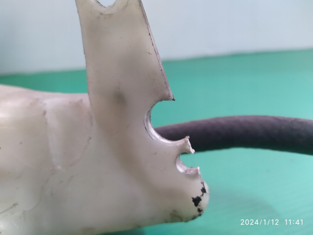 фото №6, Бачок омивача помпа заливна горловина audi a5 8t0955453