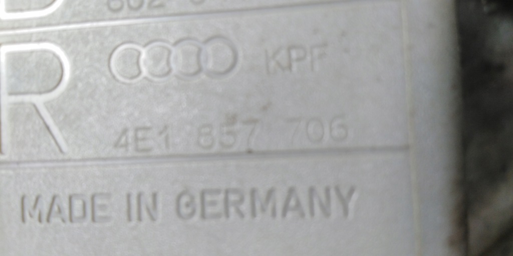 Audi a8 d3 ремни ремень безопасности перед левое  правый  kom Цена