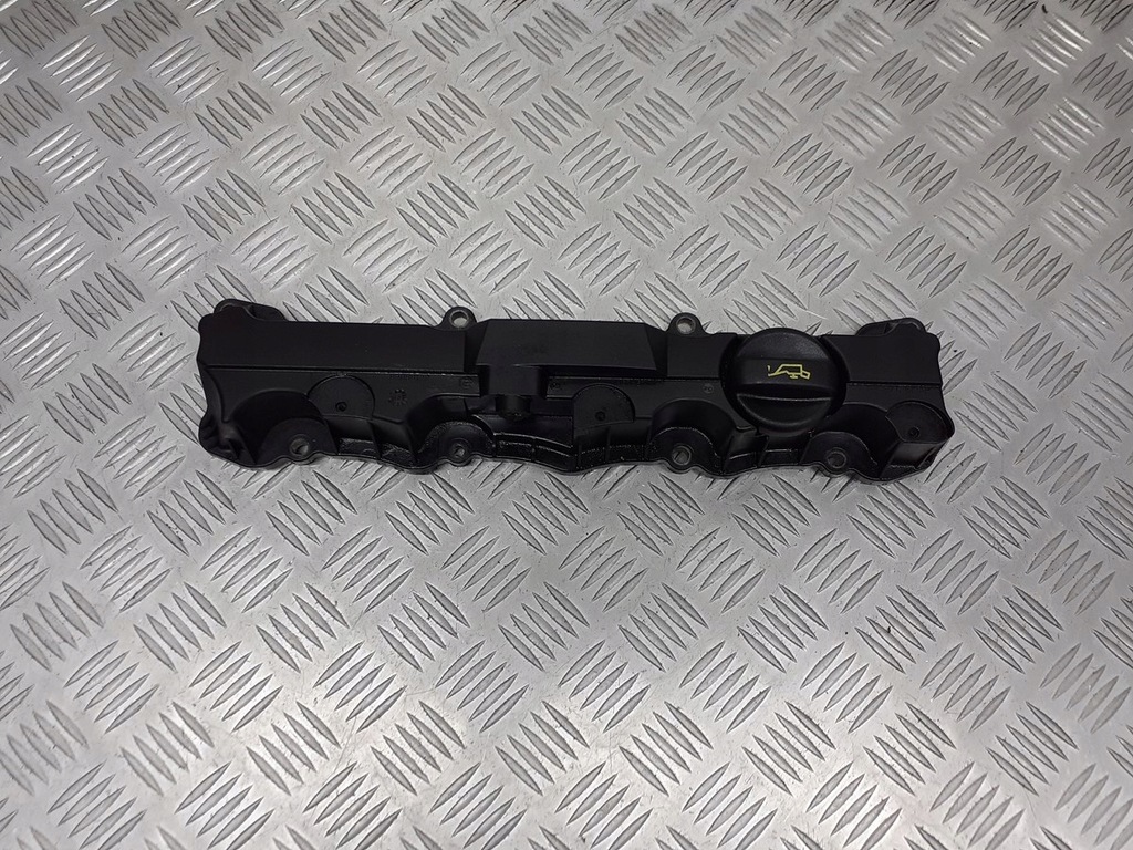 фото №1, Крышка клапанов peugeot 206 cc 1.6 99089310