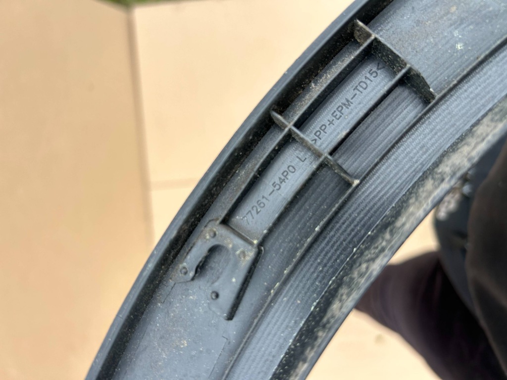 фото №5, Suzuki vitara iii 15- молдинг левая крыла заднего задняя 7726154p0