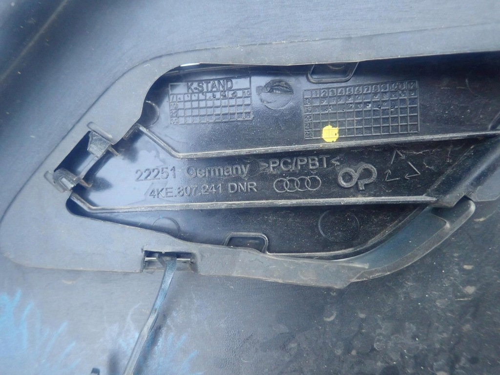 фото №12, Audi e-tron 18- бампер перед передний pdc