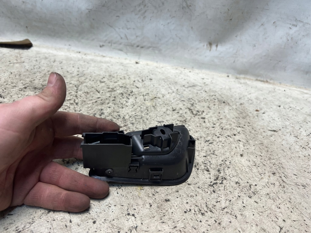 фото №3, Ford transit courier 15- ручка дверь правый перед внутренняя