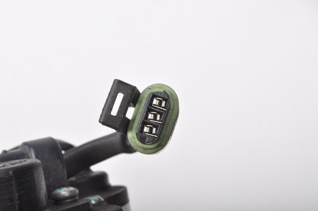 фото №3, Mclaren mp4 spider 3.8 клапан egr 0000003450