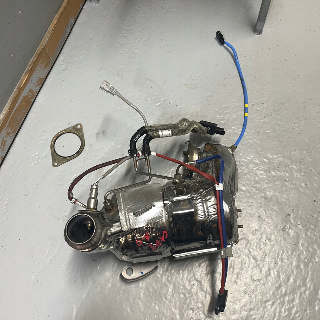 фото №1, Dacia clio v captur 1.0 tce каталізатор 208a01380r