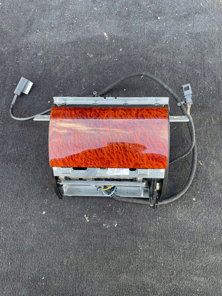 фото №1, Audi a8 d3 дисплей подъемник