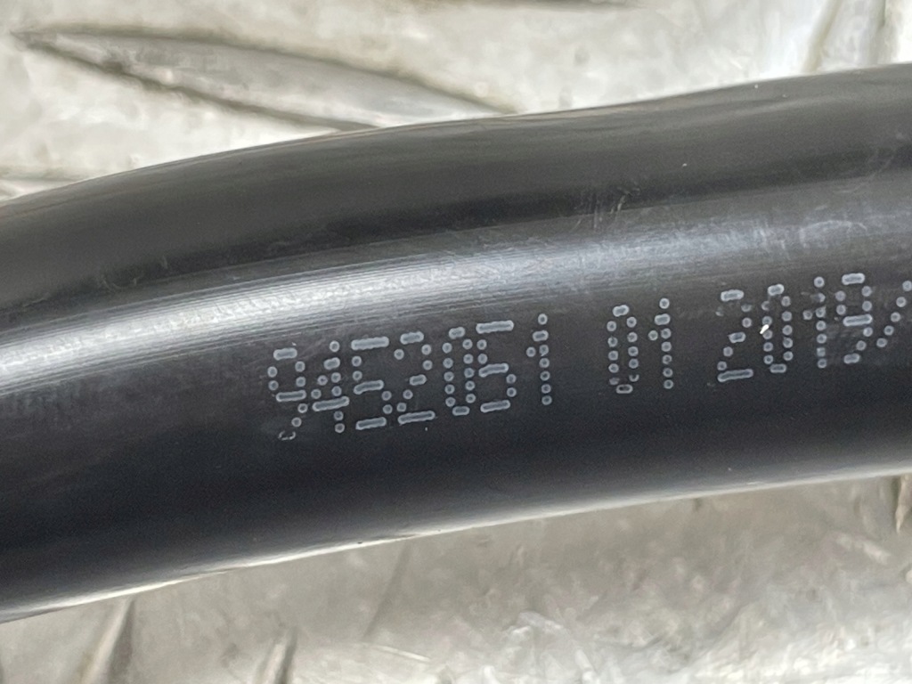 Bmw оригінальний номер 9452051 8482755 9468402 x5 g05 3' g20 шланг оливи масляний Зі Шроту