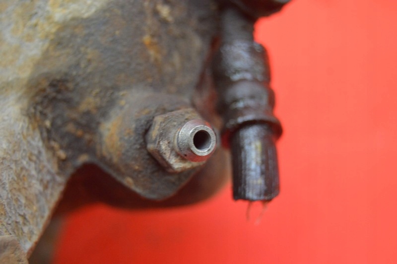 фото №7, Суппорт левый перед suzuki swift mk6 iv 1.3 16v 08r