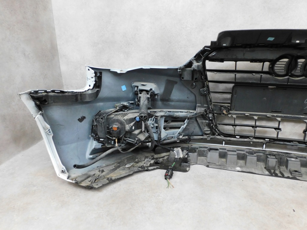 Купити Audi a3 8v5 sedan бампер перед передній kompletny