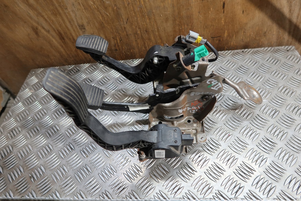 фото №2, Комплект педалей citroen c4 ii