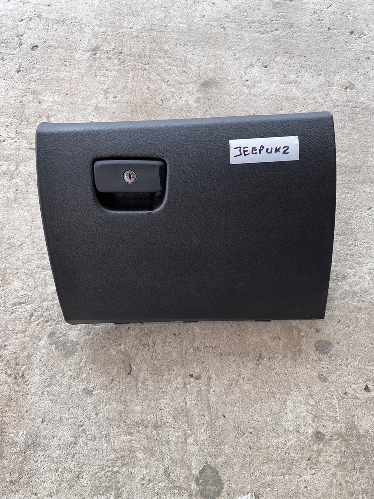 фото №1, Jeep grand cherokee wk2 бардачок