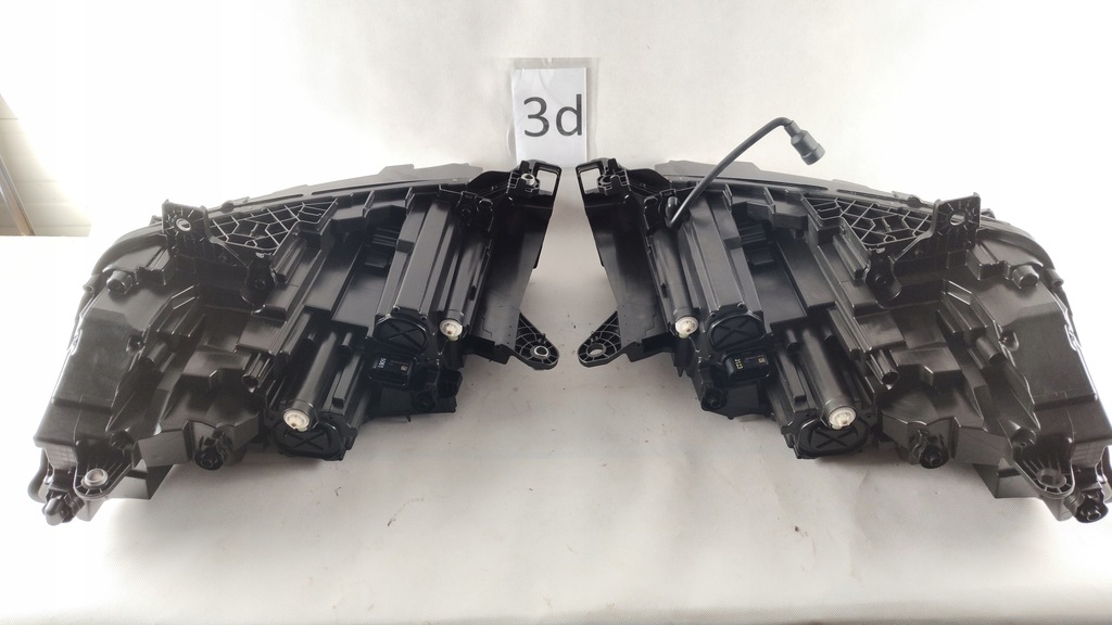 фото №14, Skoda enyaq 5lb full led левый правый фара лампа левая правая