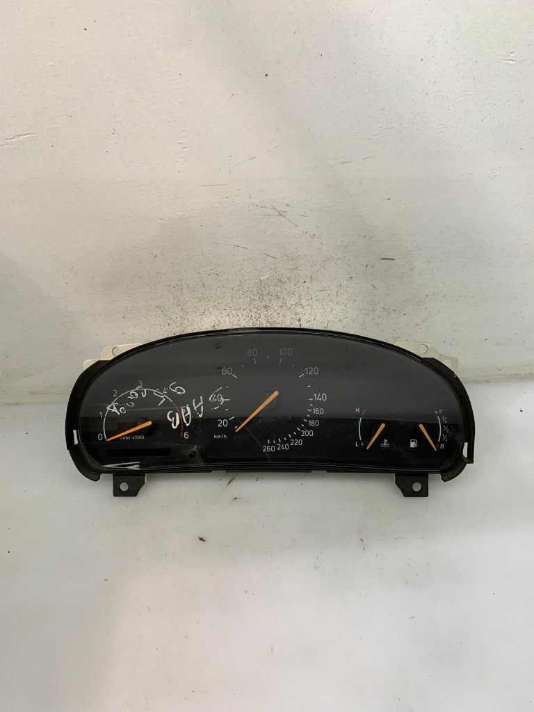 фото №1, Лічильник приладова панель 69295-170t saab