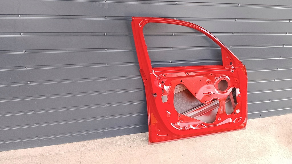 фото №9, Bmw 1 f20 дверь перед передние красные ładne