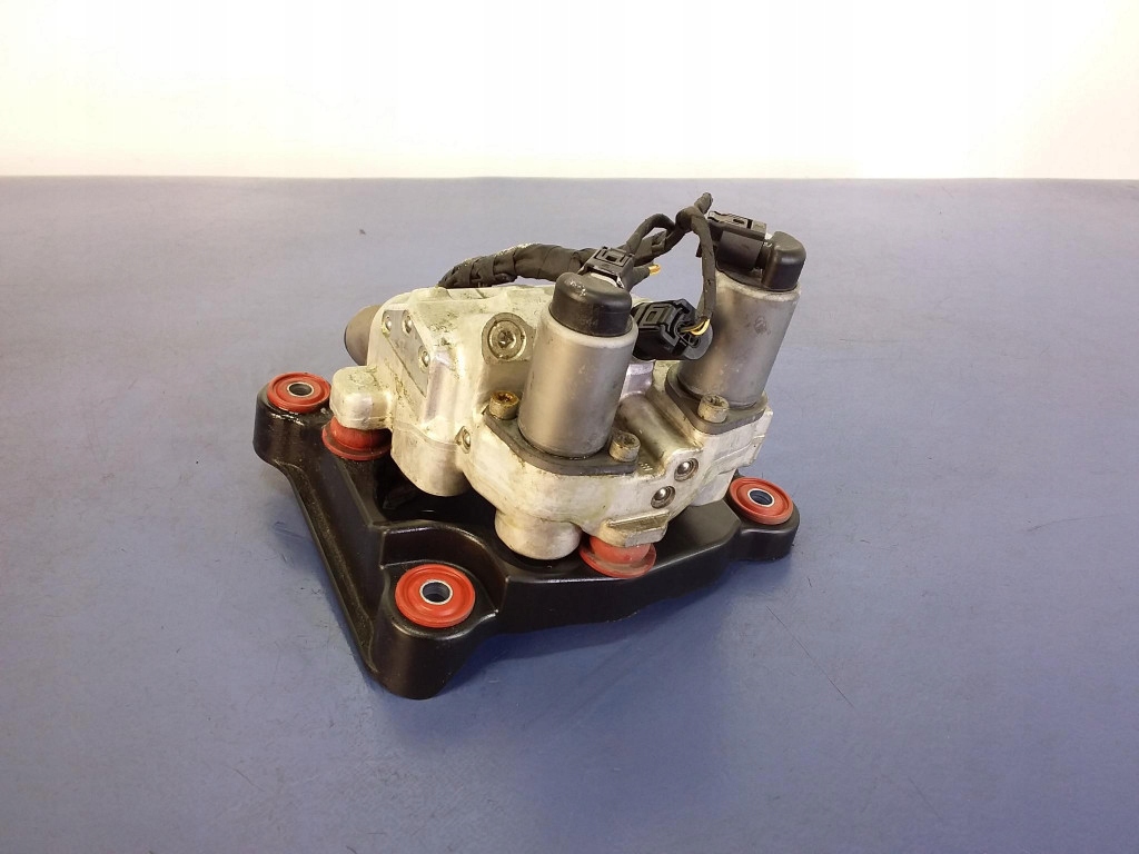 Bmw 7 f01 насос гідравлічна підвіска Оригінал