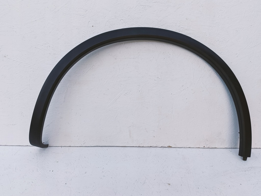 фото №1, Porsche cayenne молдинг крила права задня 7p5853828e