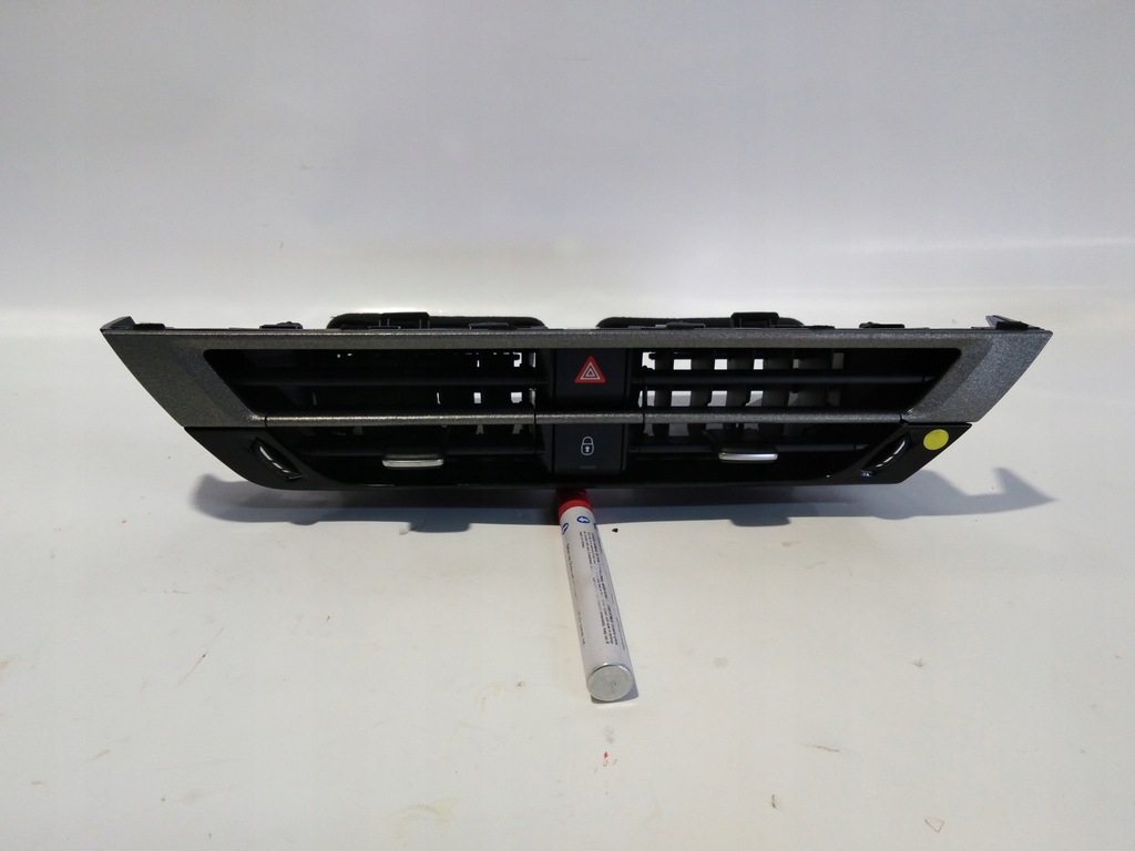 фото №1, Citroen c4 iii решётка панель обдув 98337722va