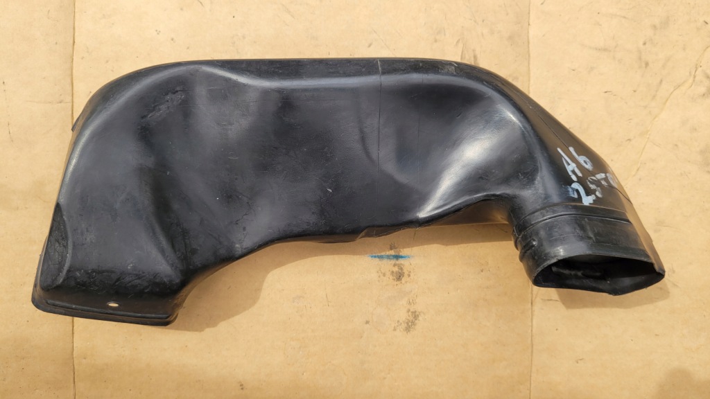 фото №1, A6 c4 2.5 tdi впуск воздухозаборник воздуха 4a0129643b