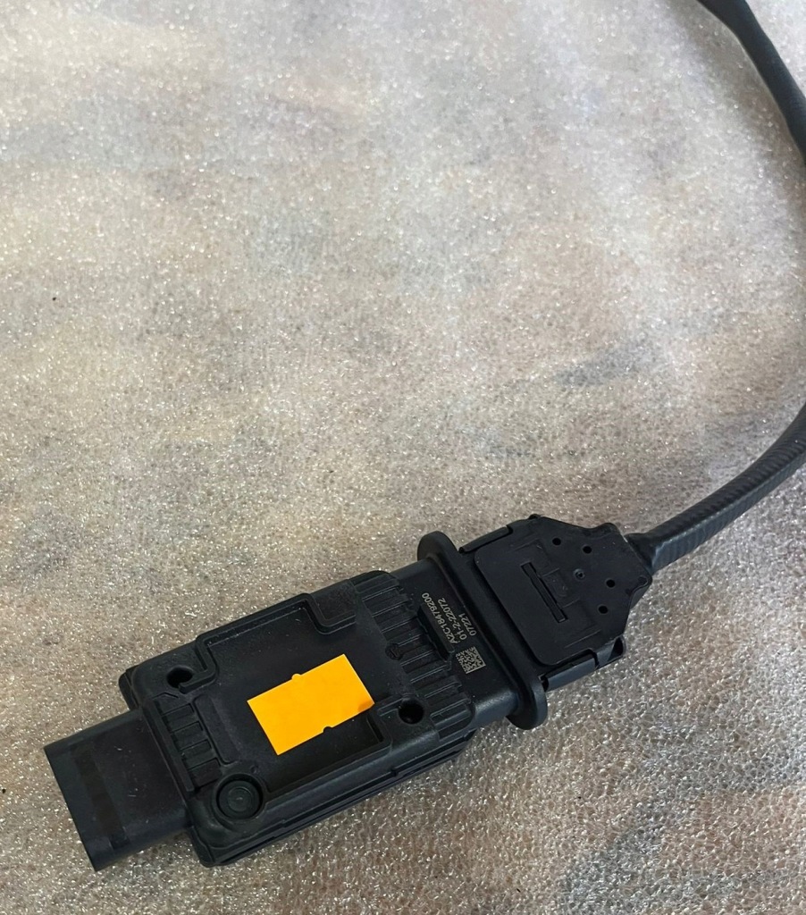 фото №2, Датчик лямбда-зонд nox audi 4p0907807d