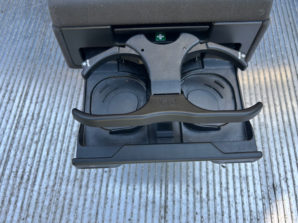 фото №11, Спинка задняя материал audi a4 b6 sedan