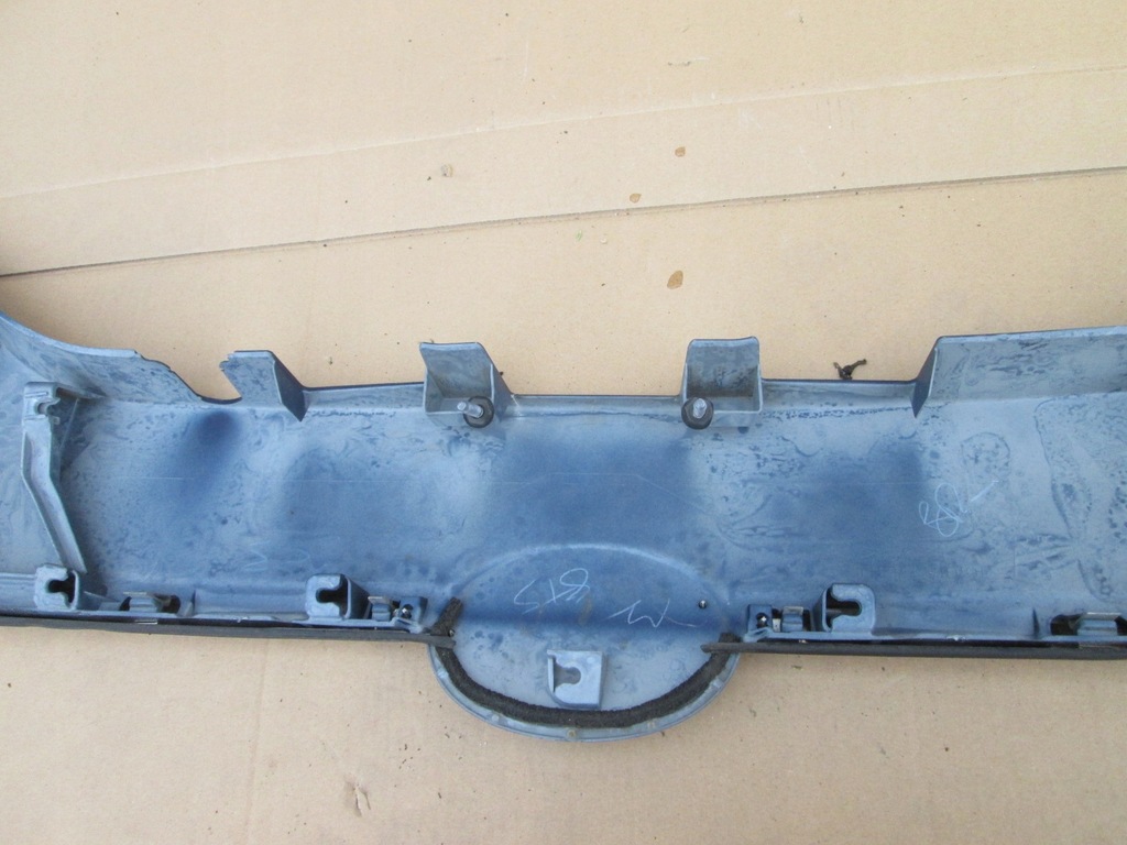 фото №8, Накладка кришки задня toyota avensis t29 t27 kombi