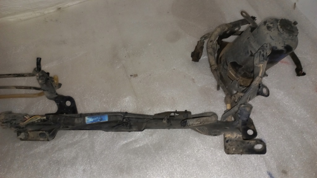 Trafic b talento vivaro iii кронштейн корпус фильтра топлива кронштейн Цена