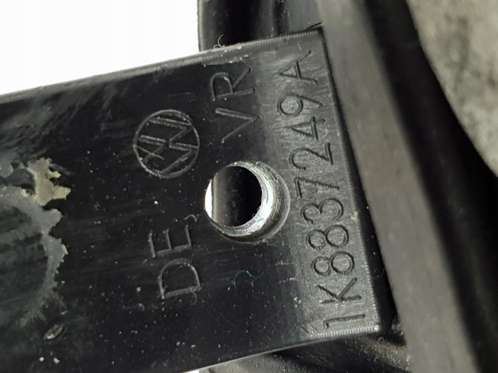 фото №5, Обмежувач двері лівий vw scirocco iii 1k8837249a