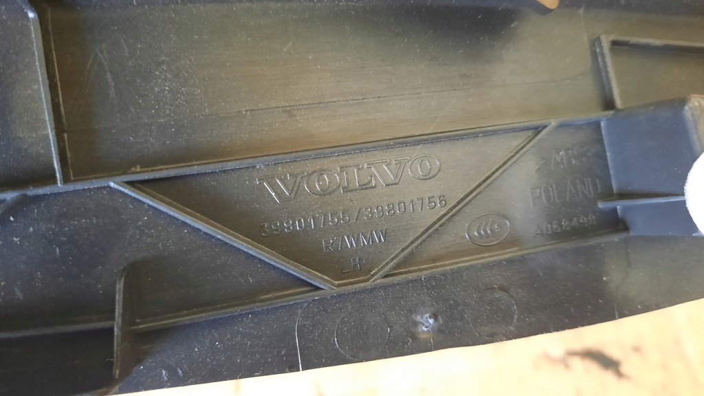 фото №4, Молдинг двері лівий перед volvo v60 11r 39801755